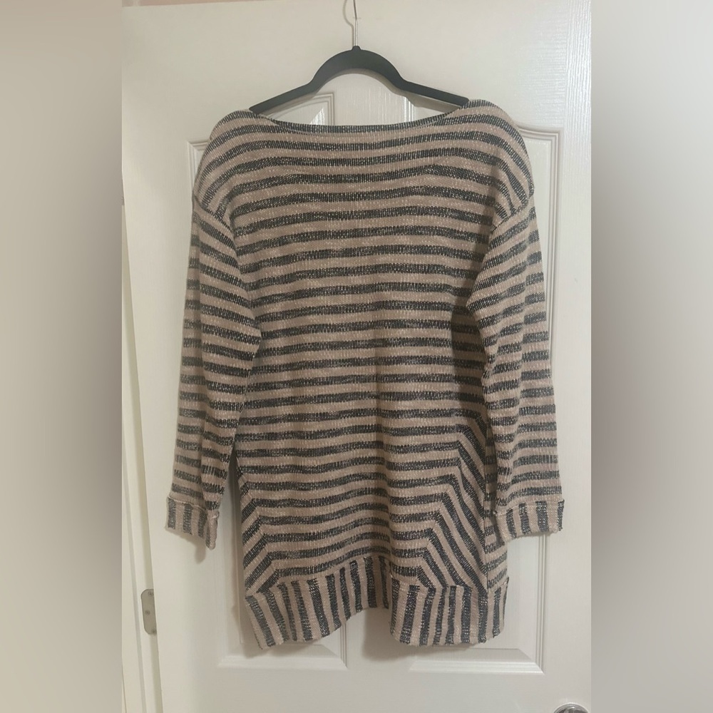 NWOT Women’s Soft‎ Surrounding Sweater Tan Stripe Tunic Pullover Size M.